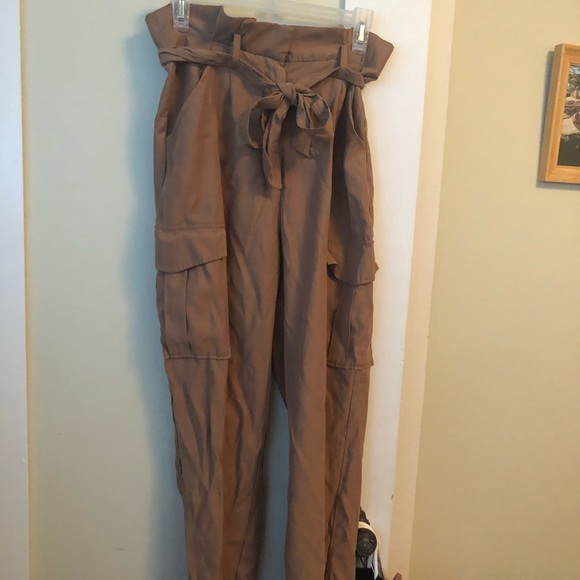 H&M Khaki Paperbag Cargo Trousers - Picture 2 of 2